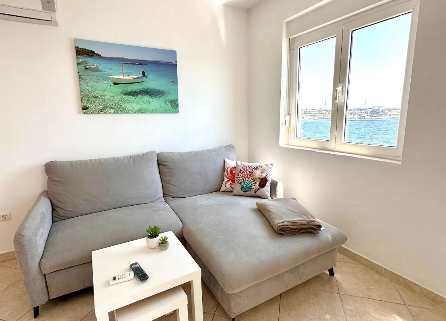 Villa Punta Zadar 0*,  Croatia