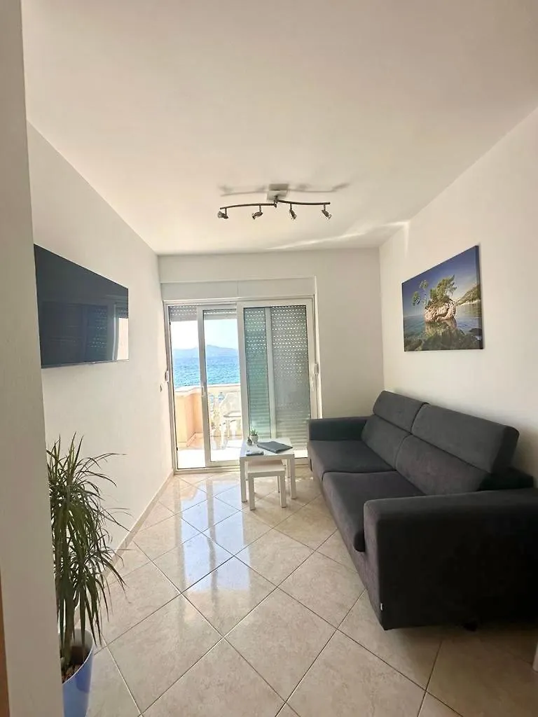 Villa Punta Zadar 0*,  Croatia