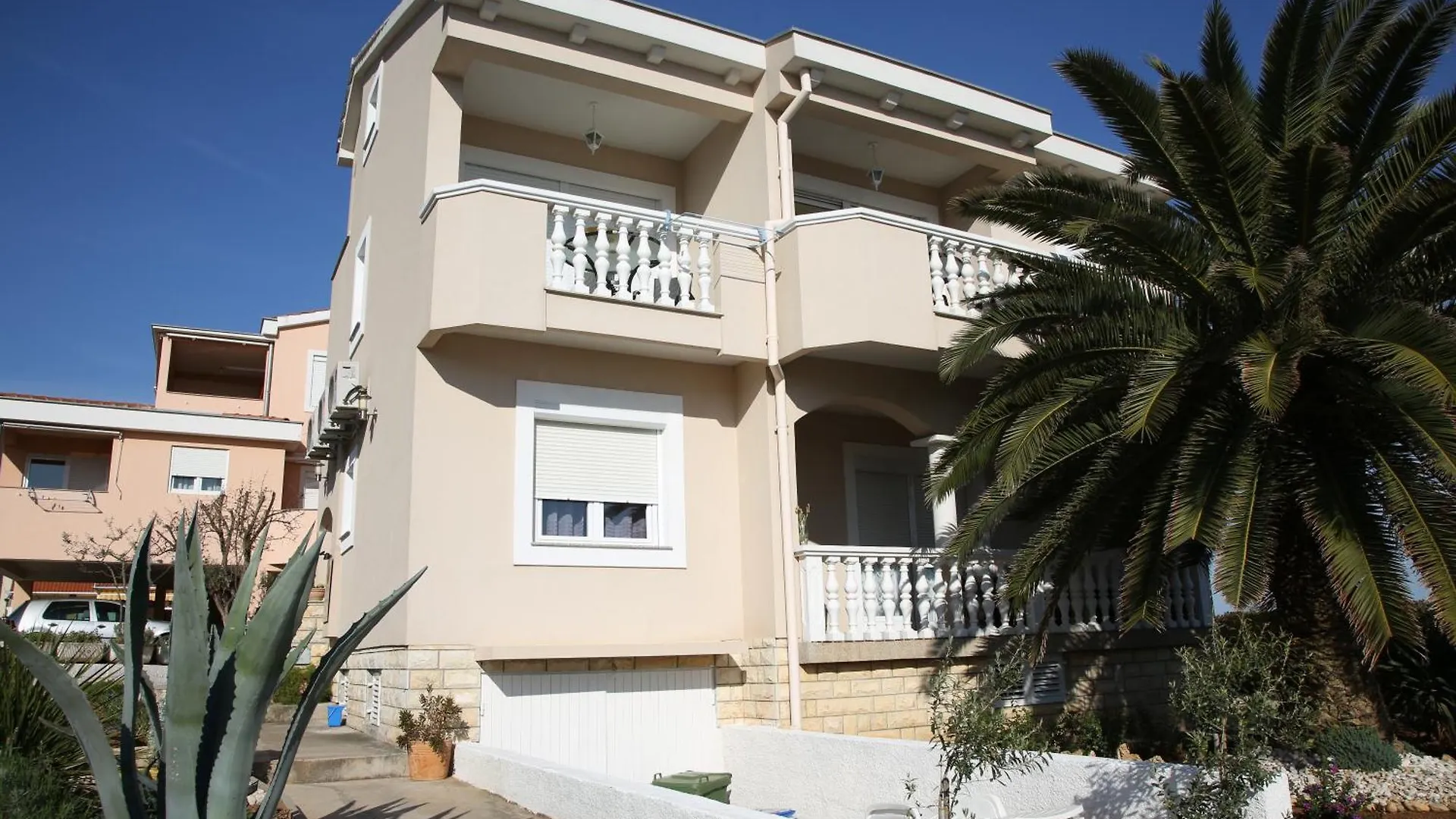 Villa Punta Zadar 0*,  Croatia